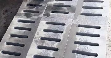 洛阳 芝麻灰石材沟盖板