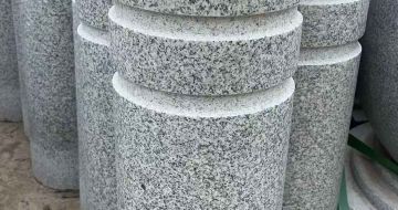 洛阳 芝麻白花岗岩挡车柱、隔离柱多少钱