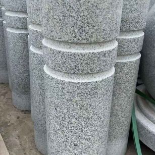 洛阳 芝麻白花岗岩挡车柱、隔离柱多少钱