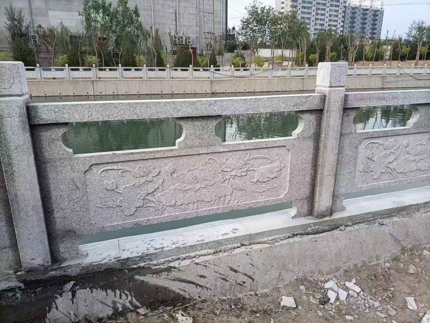 洛阳 芙蓉白大花桥梁、河道，石材栏杆、围栏、护栏