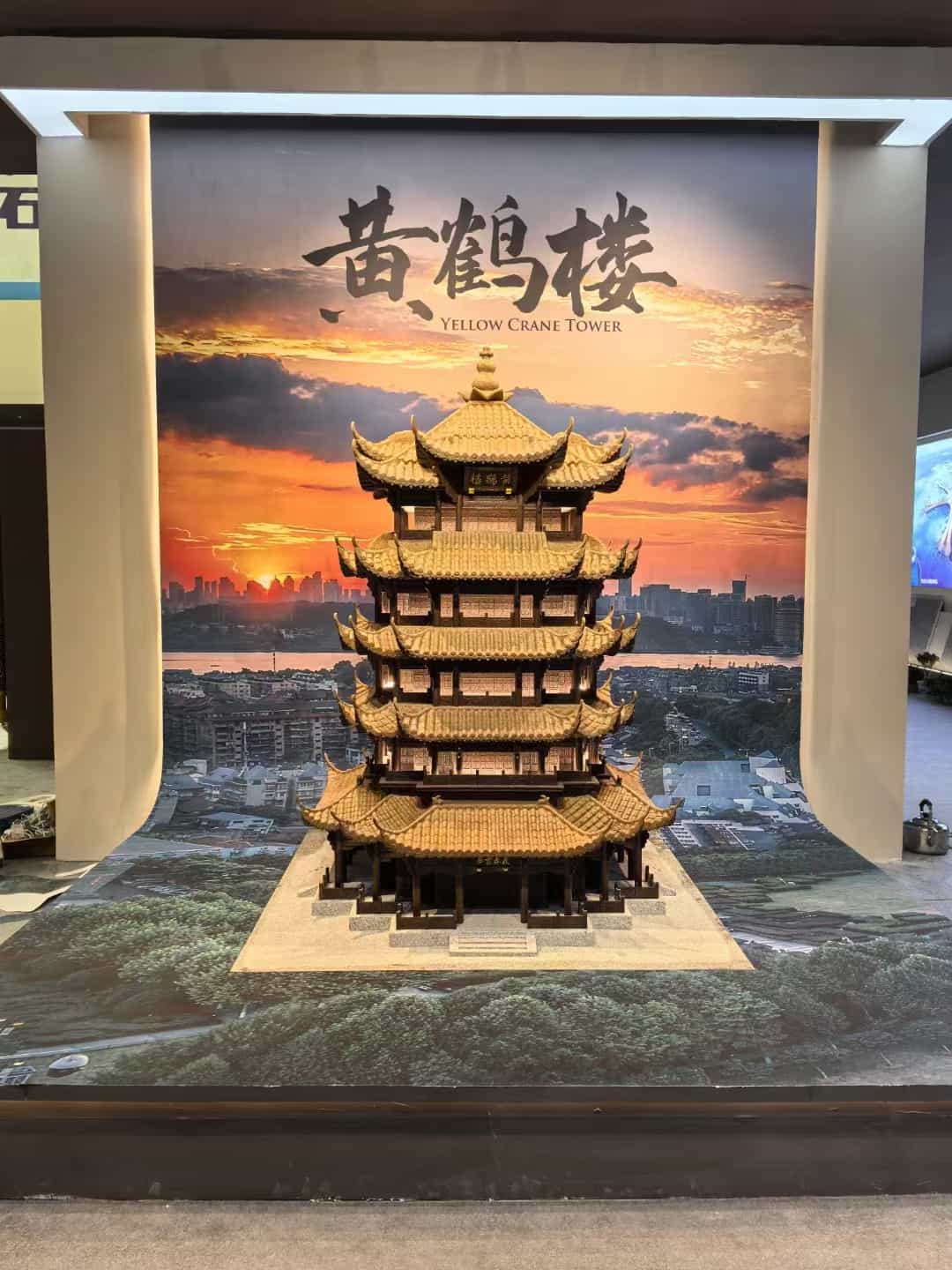 洛阳仿古石文创作品-黄鹤楼