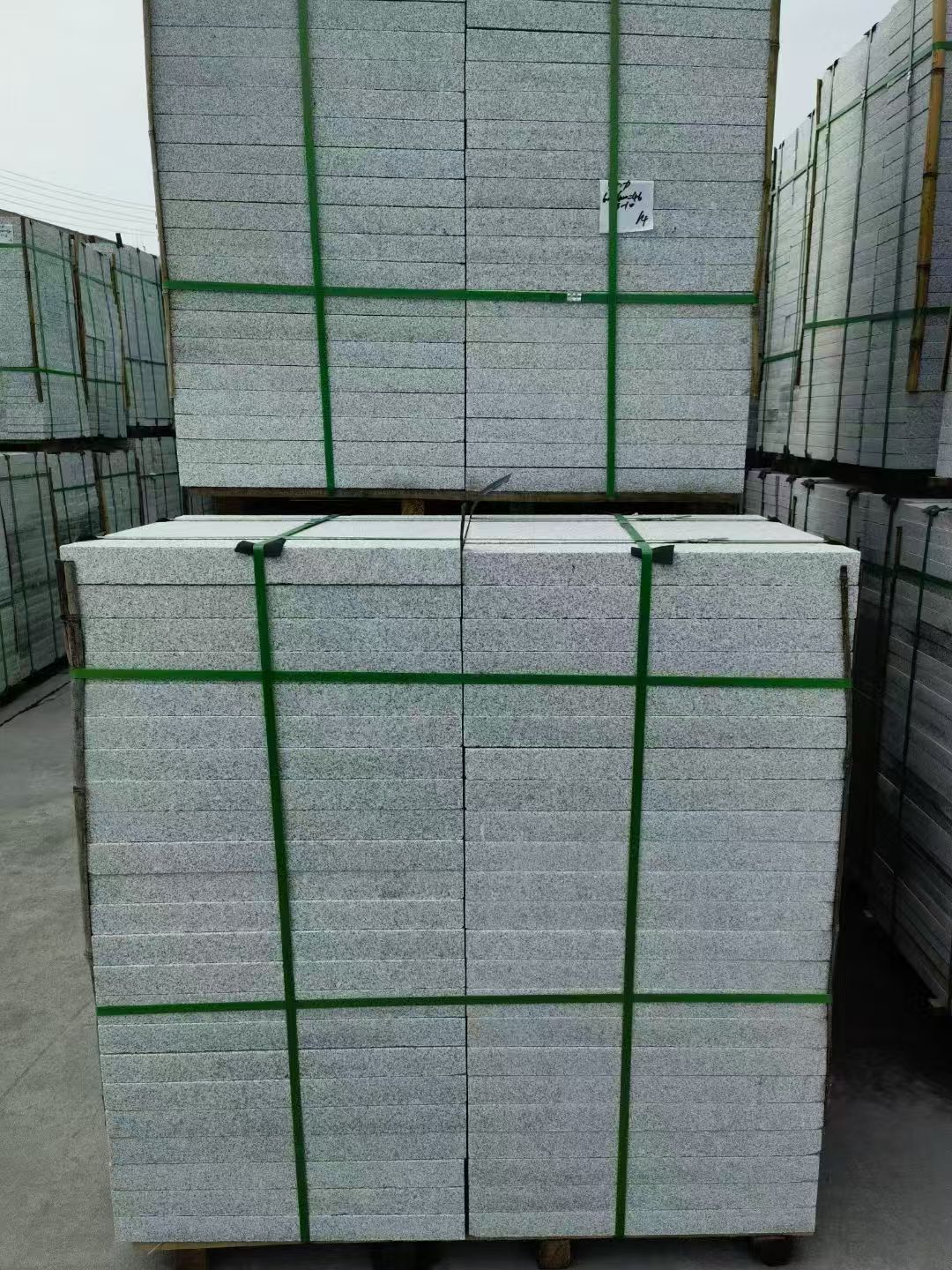 洛阳 火烧面地铺石，街道广场园林市政工程板，1.8~5.0厚均有现货