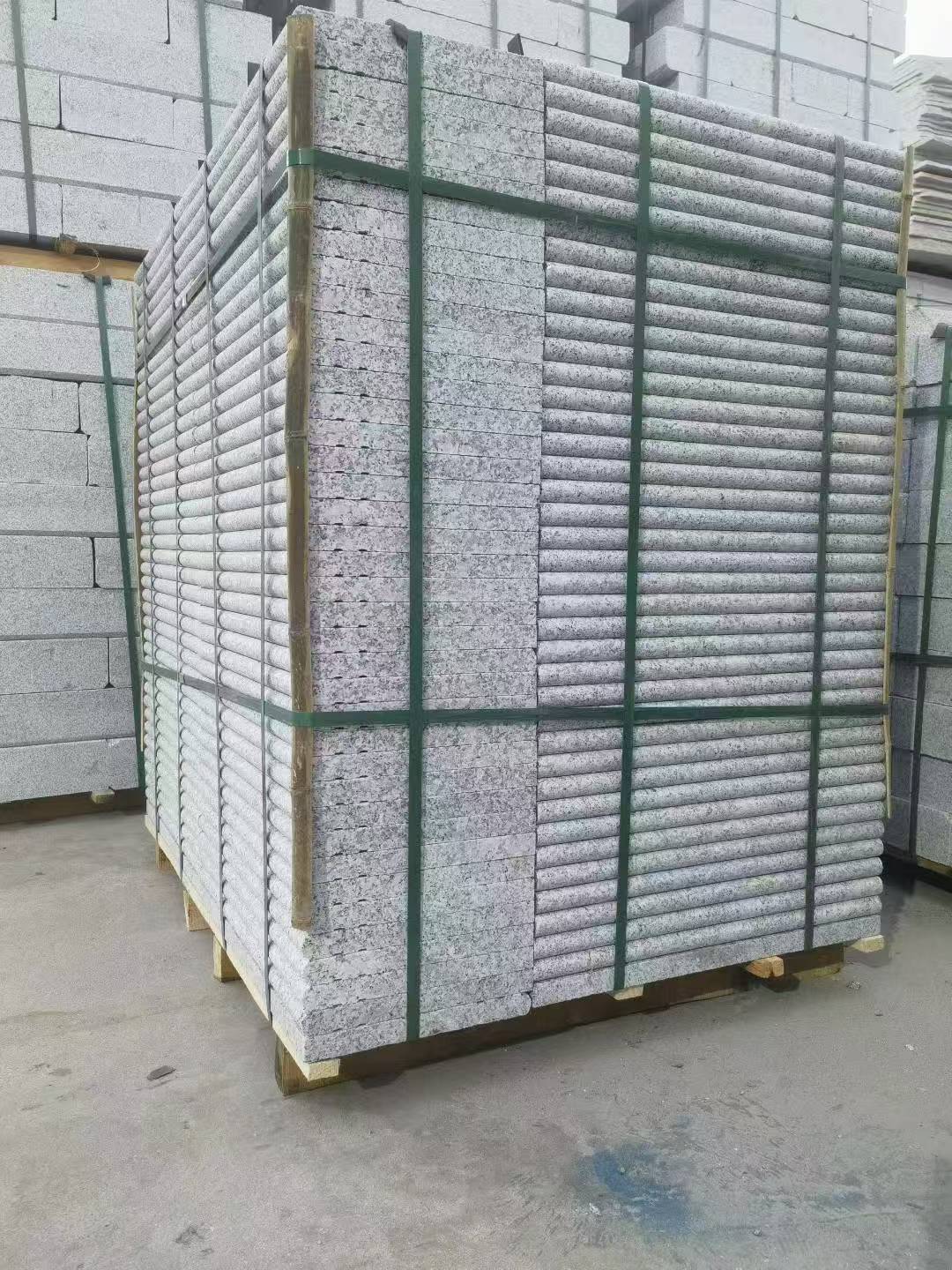 洛阳 芙蓉白3公分厚磨圆边、拉槽，楼梯踏步